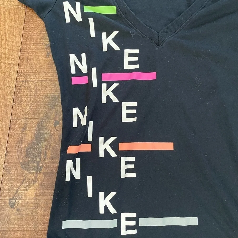 Nike women’s outfit T-shirt slim cut crop pants XS extra small